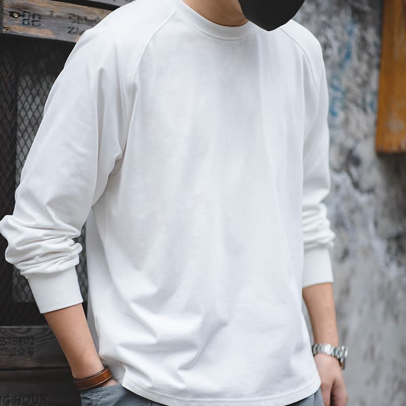 厚手クルーネックロングTシャツ シンプルファッション