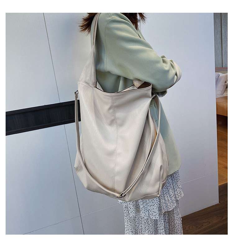 シンプル大容量トートバッグ シンプルファッション