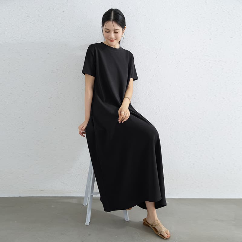 リラックスワンピース ゆったりシルエット シンプルファッション ワンマイルウェア