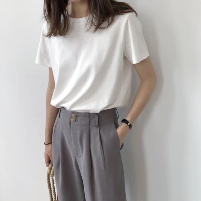 シンプル定番の基本Ｔシャツ シンプルファッション