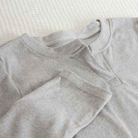 シンプルファッション Tシャツ長袖 レディース シンプルVネック  