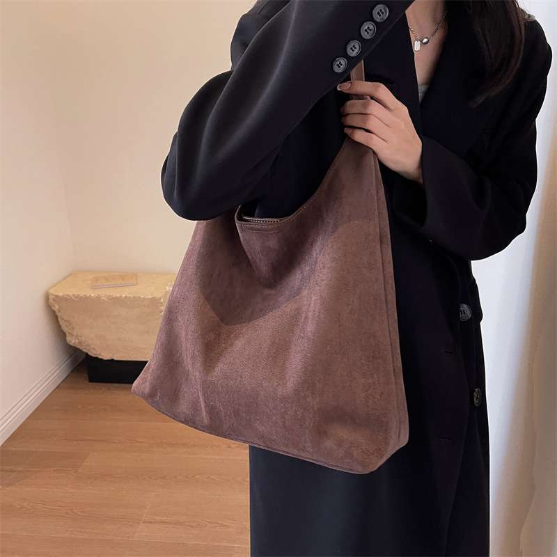 シンプル大容量ホーボーバッグ シンプルファッション