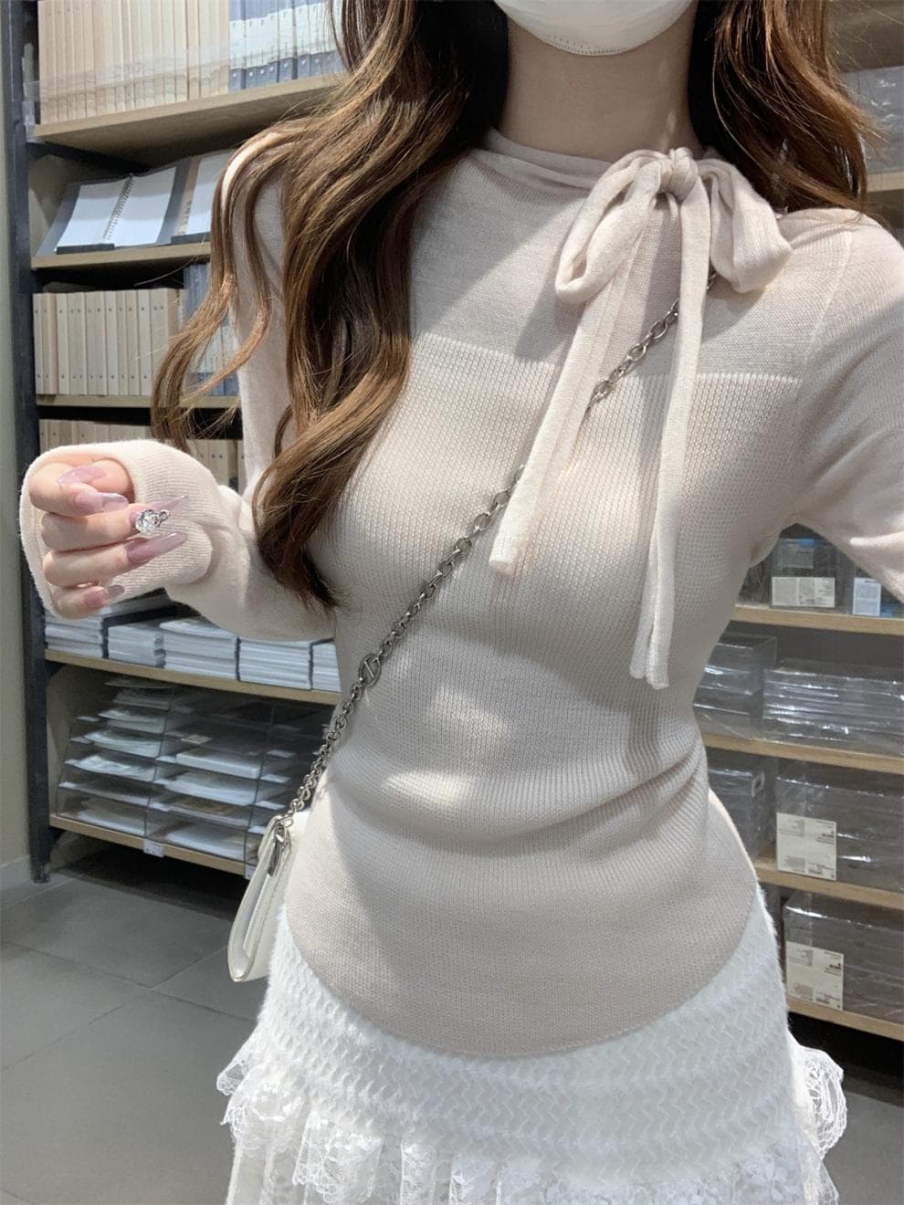 リボン付きラウンドネックニット シンプルファッション