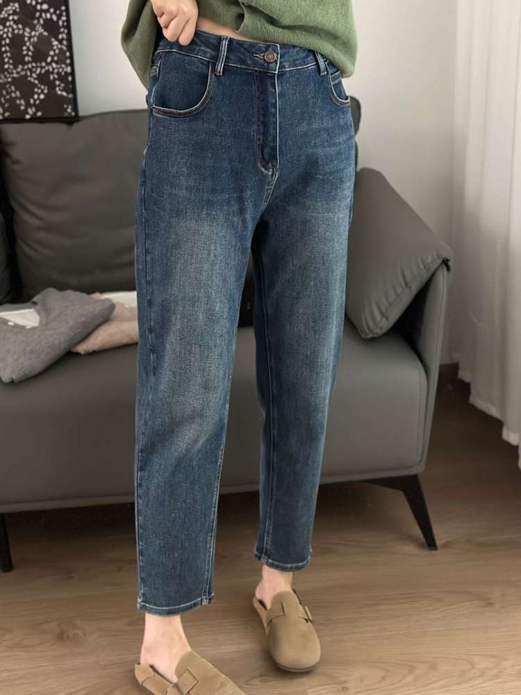 ゆったりストレートデニムパンツ シンプルファッション