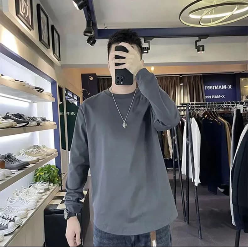 クルーネックロングTシャツ シンプルファッション
