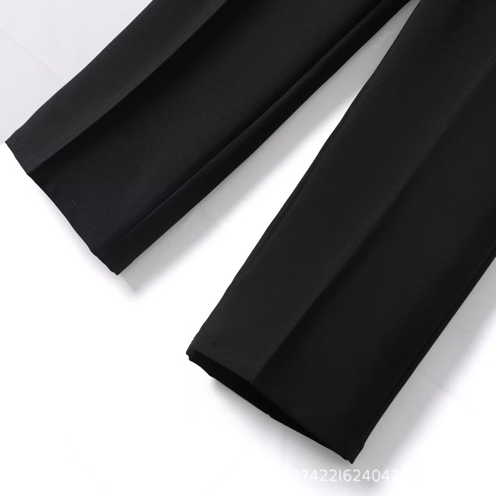 ゆったりシルエット楽スラックス シンプルファッション