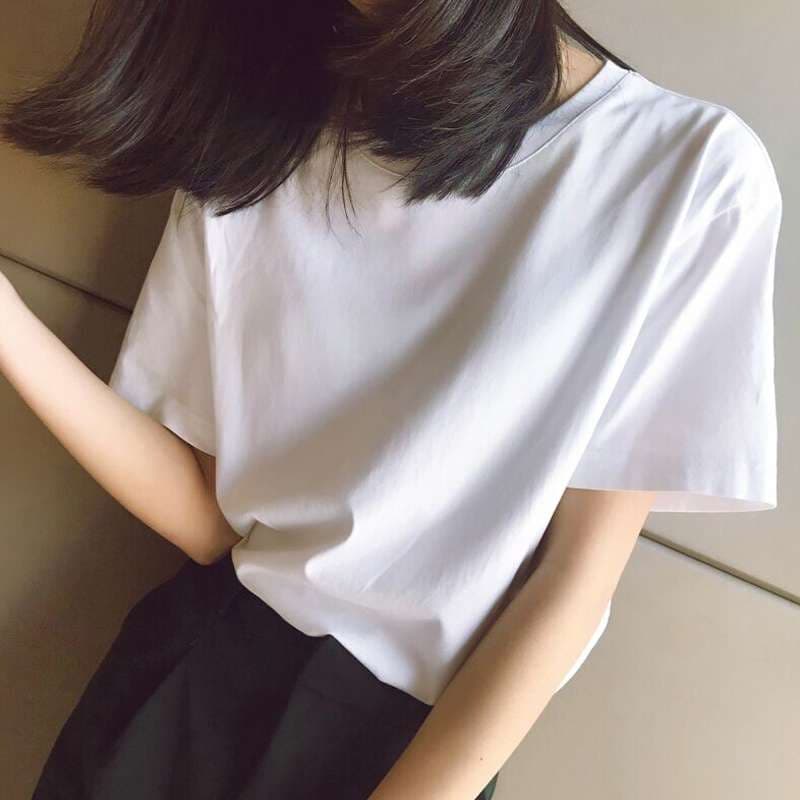 シンプルベーシックTシャツ シンプルファッション
