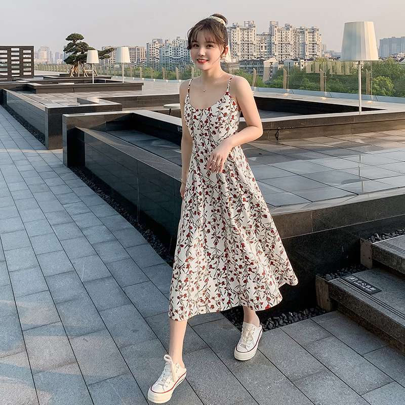 花柄フレアノースリーブワンピース シンプルファッション