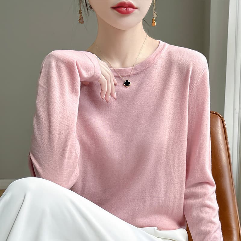 シルエット美人の上質ニット シンプルファッション