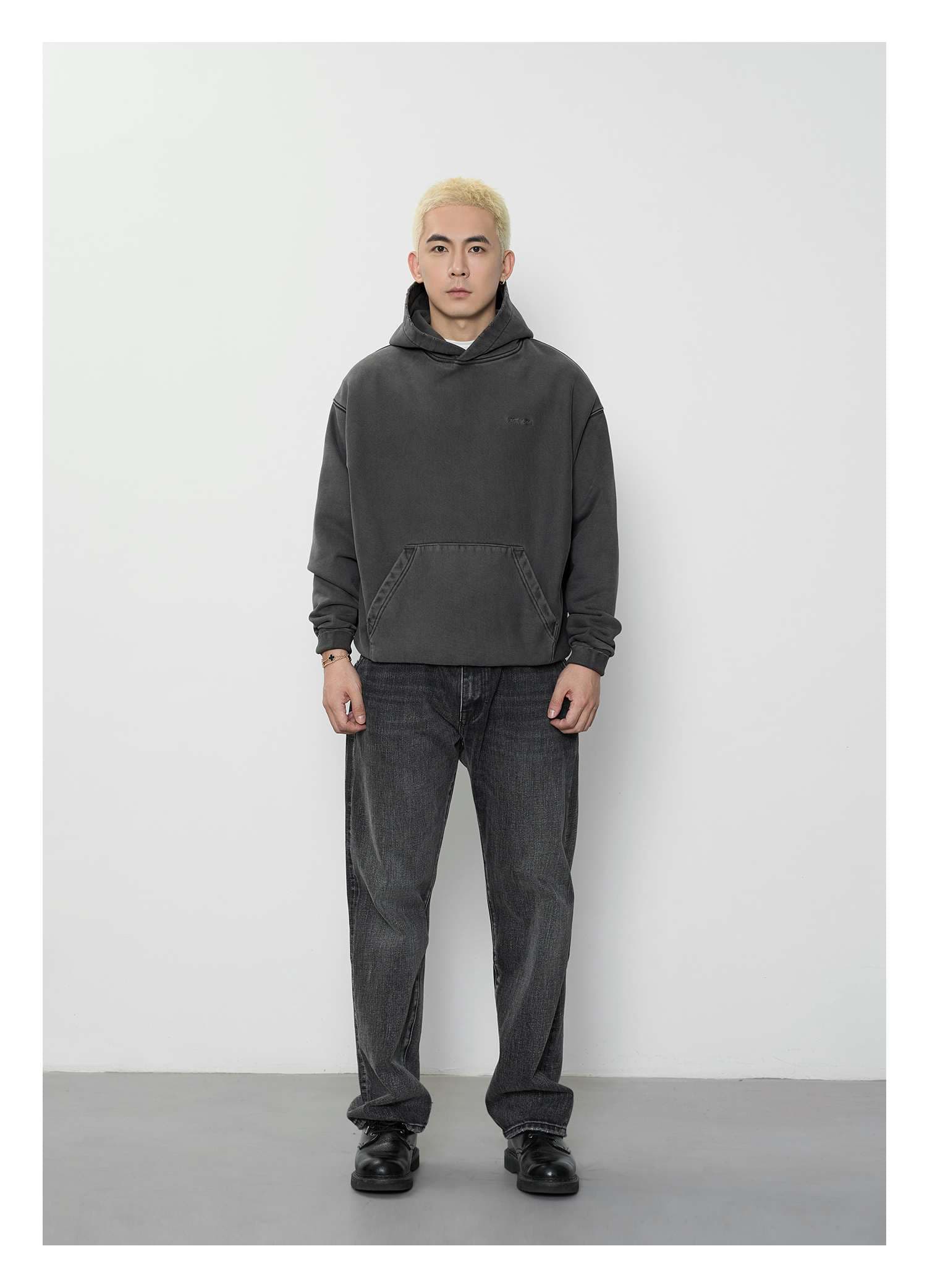 リラックスストレートデニムパンツ シンプルファッション