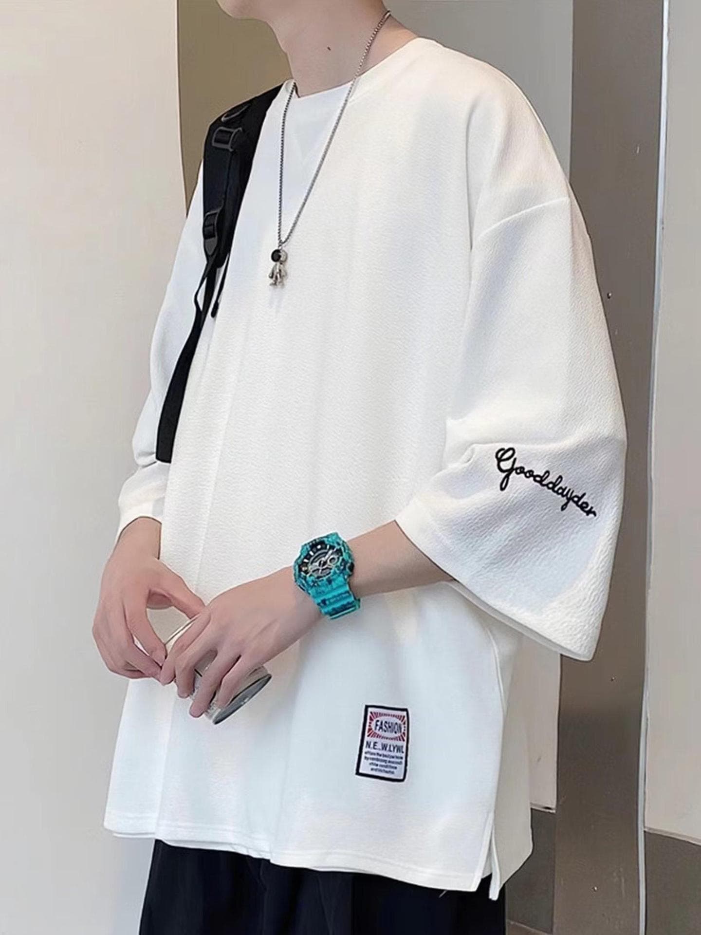 シンプルファッション 七分袖ワイドシルエット刺繍入りカットソー