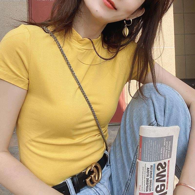 ベーシックTシャツ シンプルファッション