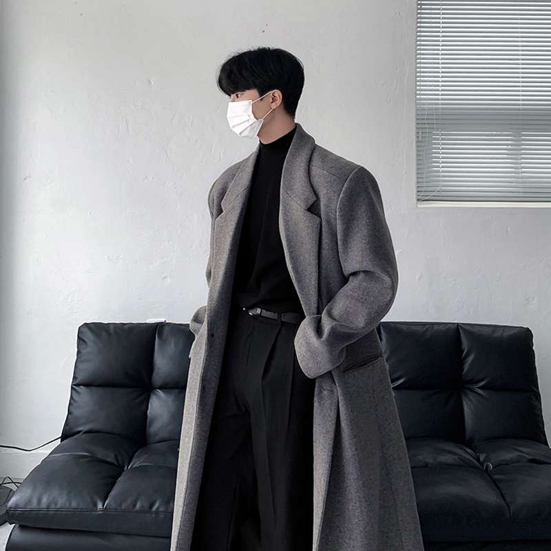 冬の定番 ロングコート シンプルファッション