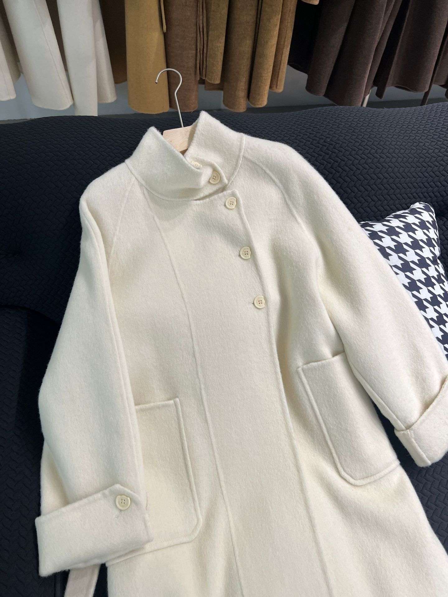 シンプル美シルエットロングコート シンプルファッション