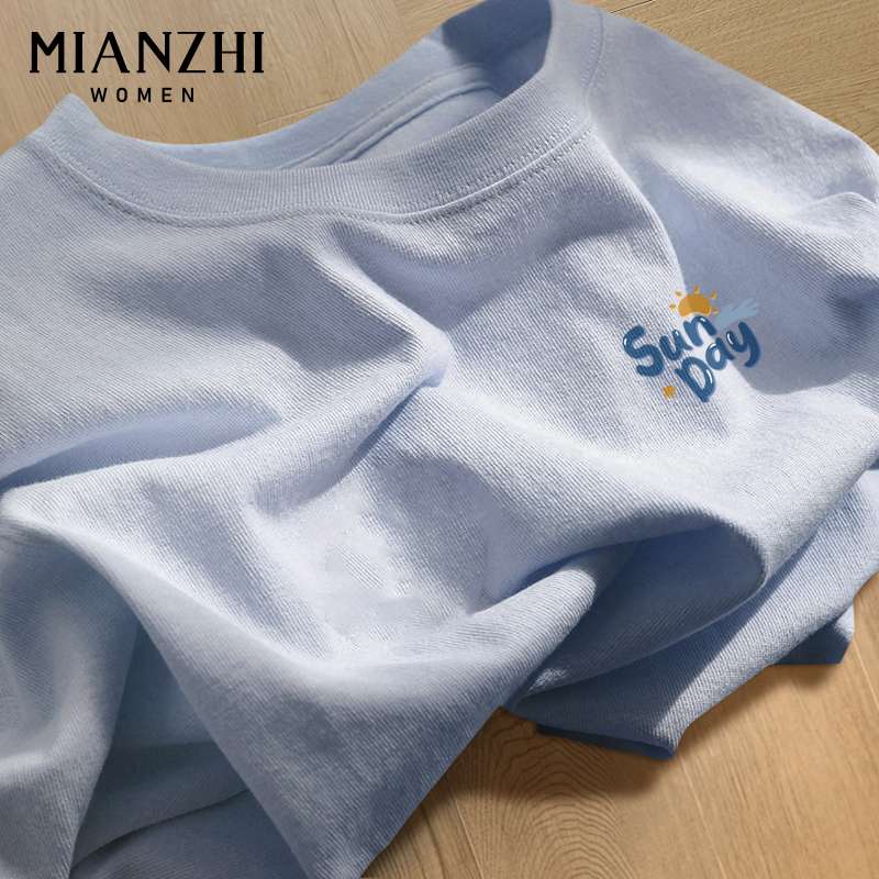 さわやか日差しTシャツ シンプルファッション
