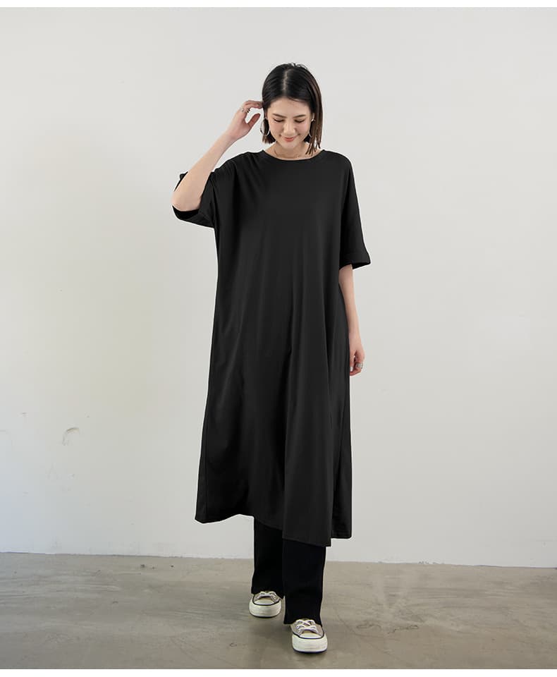 リラックスワンピース シンプルファッション