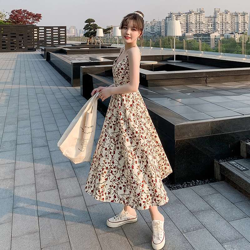 花柄フレアノースリーブワンピース シンプルファッション