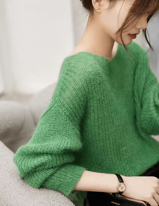 上質モヘア混ふんわりニット シンプルファッション