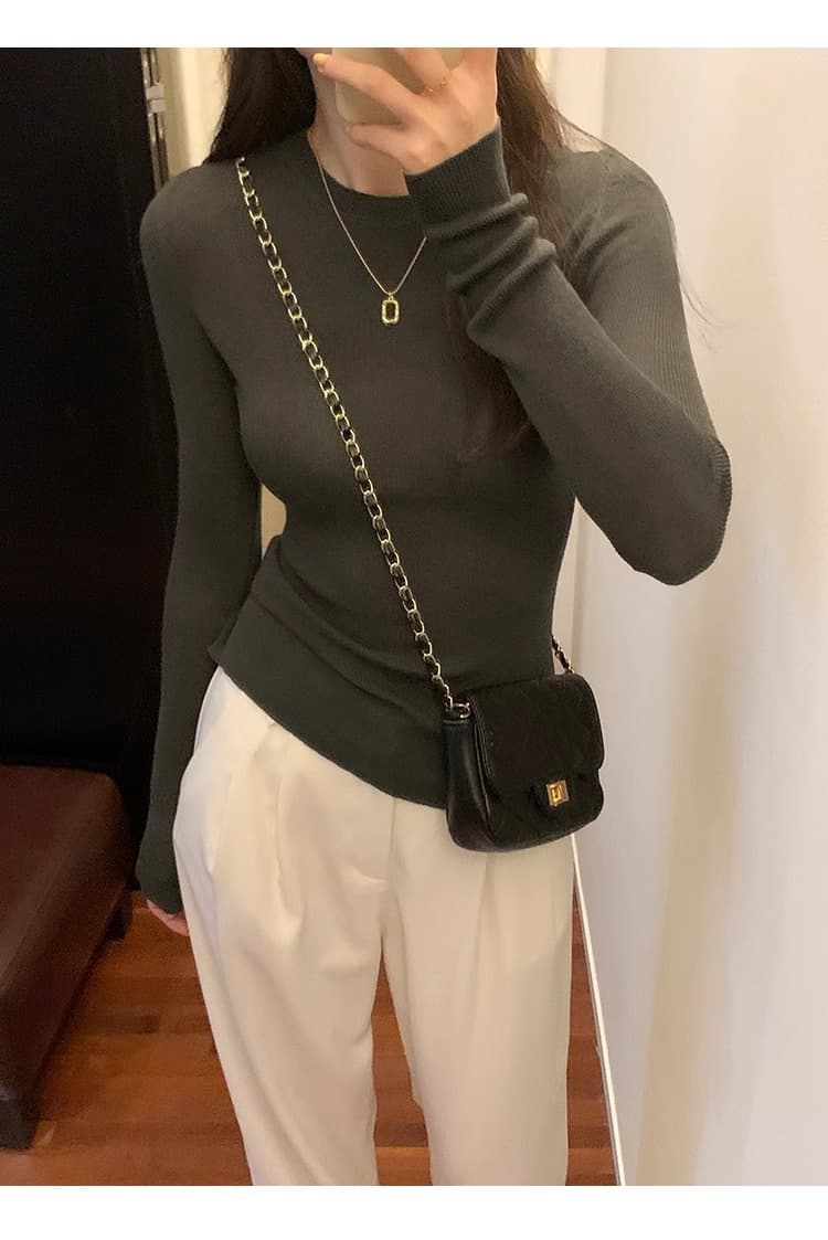 すっきりシルエット スリムニット シンプルファッション