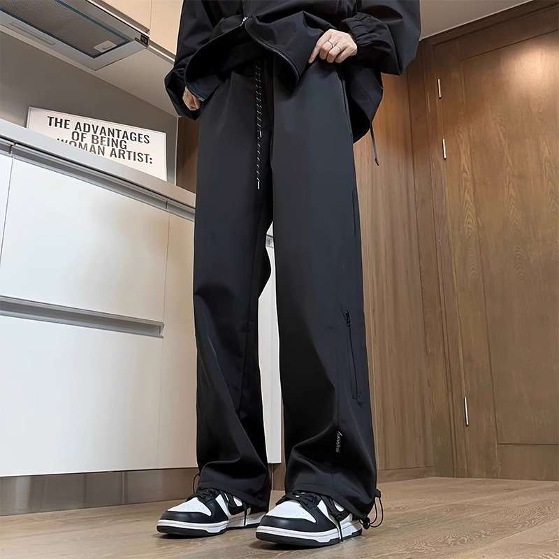 ストリート系ワイドパンツ シンプルファッション