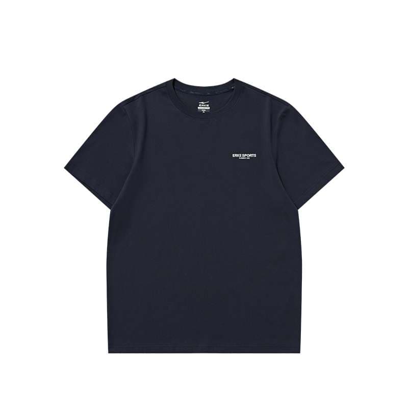 シンプルデザインの定番Tシャツ シンプルファッション