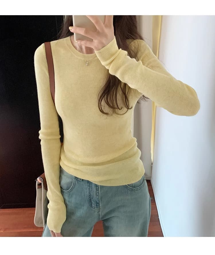 すっきりシルエット スリムニット シンプルファッション