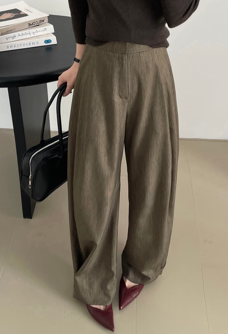 シンプル デザイン ゆったりワイドスラックス シンプルファッション
