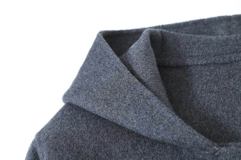 ゆったりシルエット チェスターコート シンプルファッション