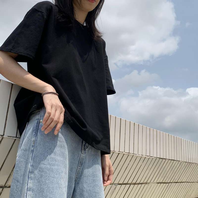 ゆったりベーシック半袖カットソー シンプルファッション