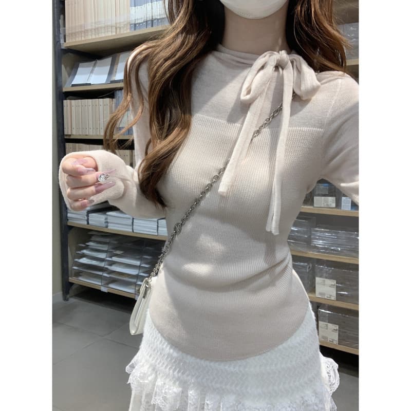 リボン付きラウンドネックニット シンプルファッション