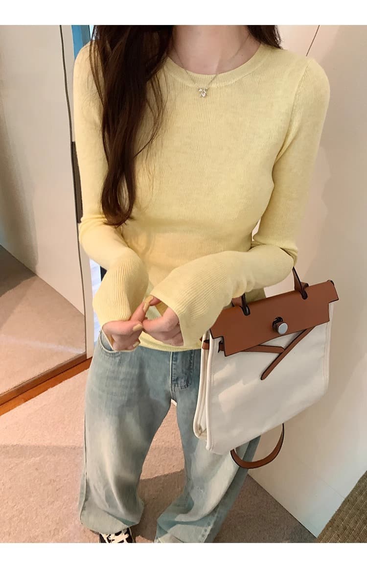 すっきりシルエット スリムニット シンプルファッション