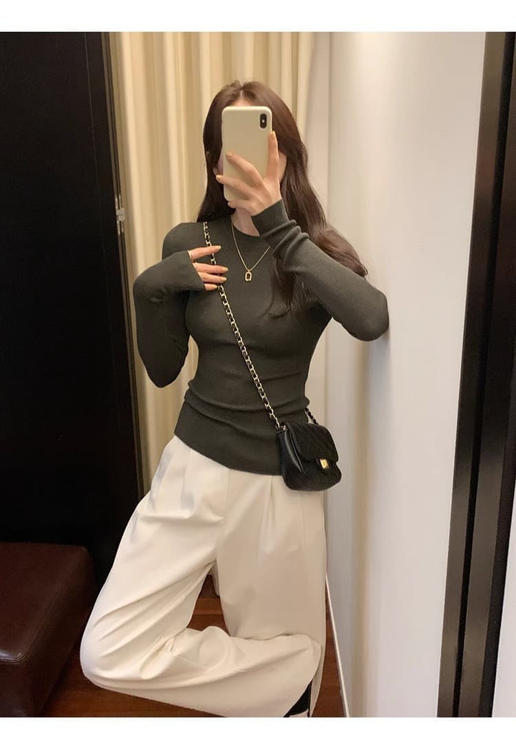 すっきりシルエット スリムニット シンプルファッション