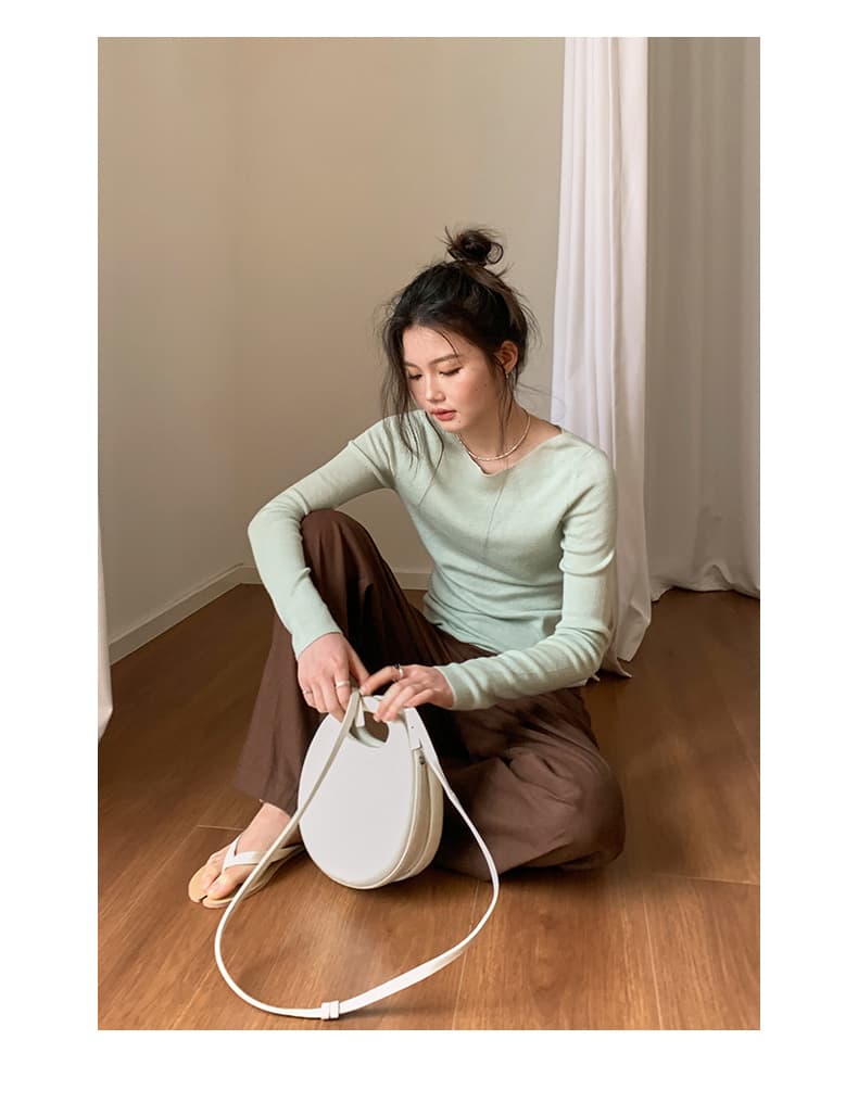 上質シンプルニュアンスニット シンプルファッション