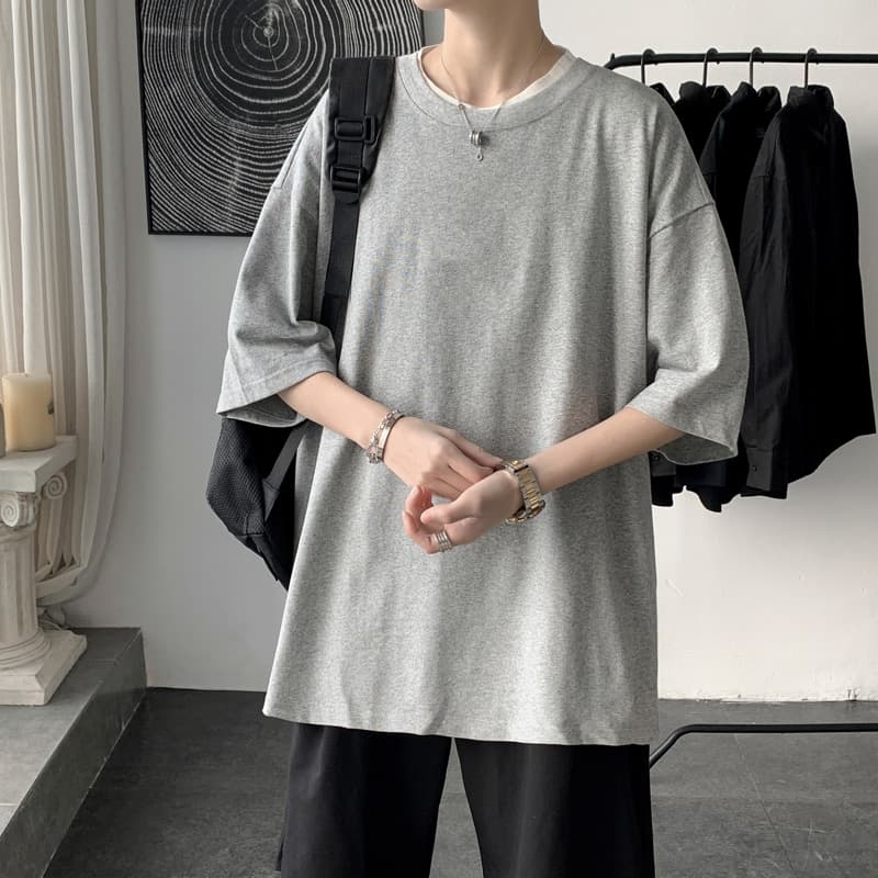 ゆったりシルエット七分袖カットソー シンプルファッション