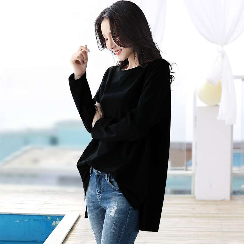 シンプルシルエット ゆったりロングTシャツ シンプルファッション
