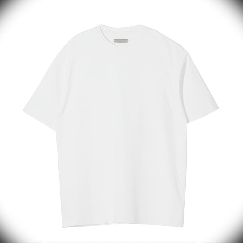 ゆとりシルエット 軽やか無地Tシャツ シンプルファッション